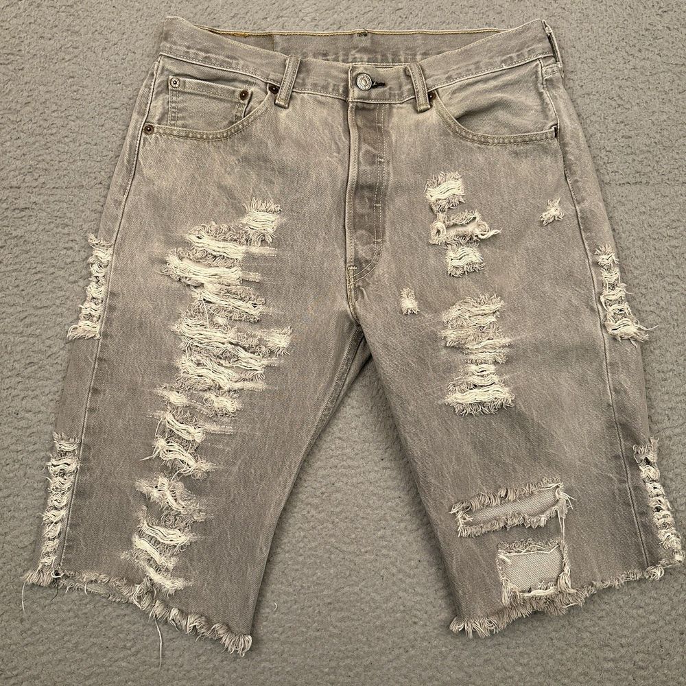 Levi's 501xx Jean Shorts Men's 31‎ Gray Button Fly Cut-Off Distressed Denim